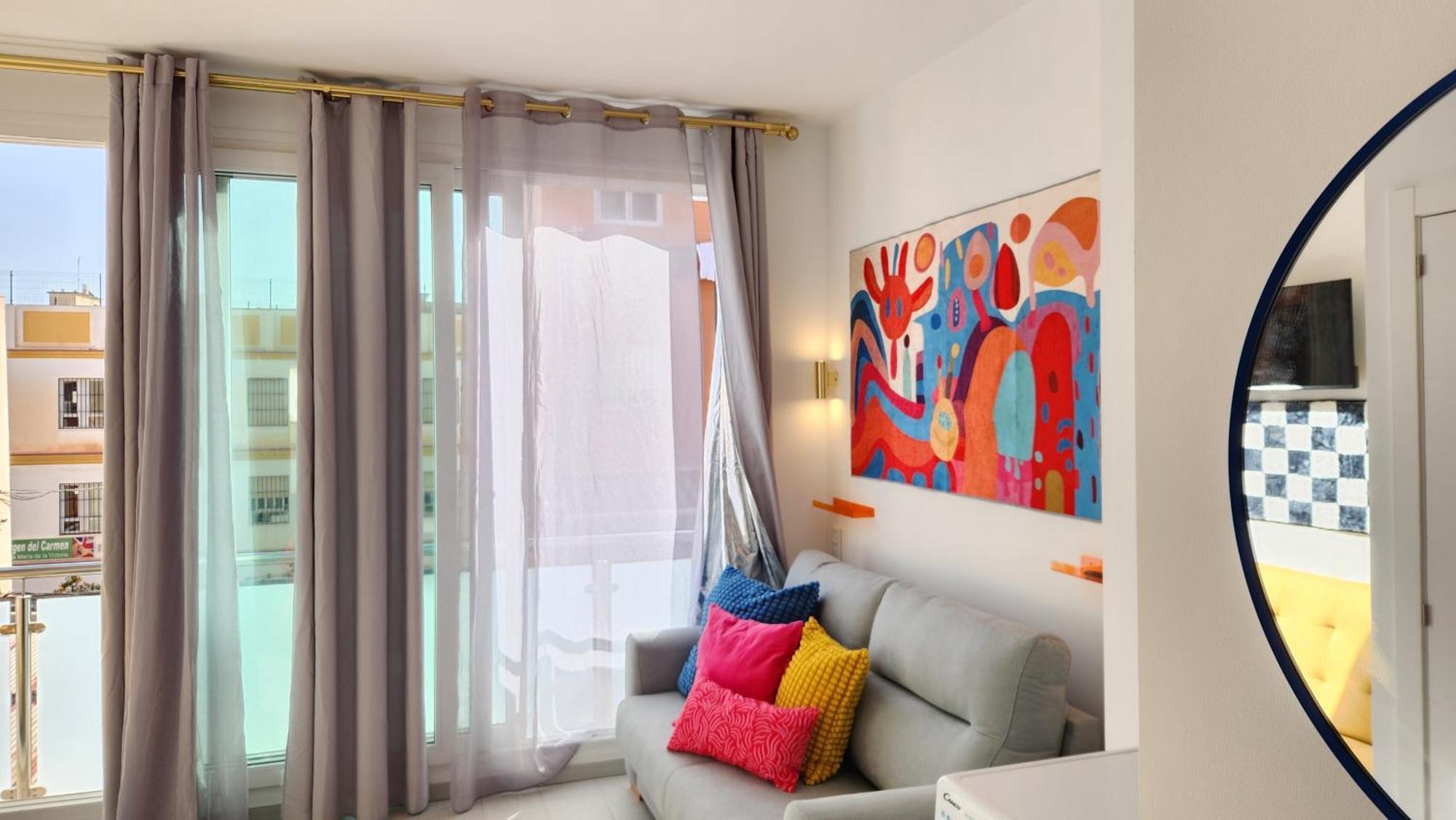Dali Huelin Modern Apartamento Málaga